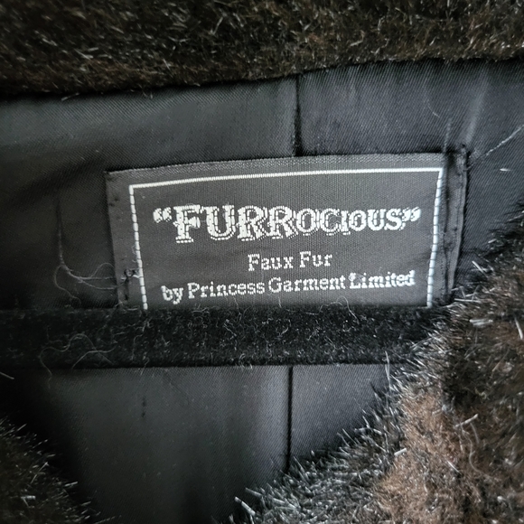 Furrocious by princess garment brown faux fur coat button closure Size M - Picture 8 of 10